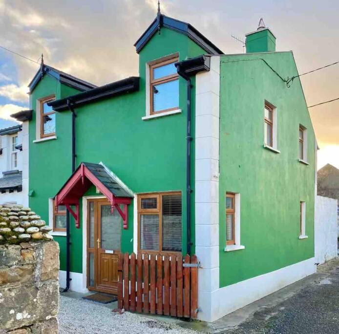 The Historic Wee Green House Carrigart Exterior photo